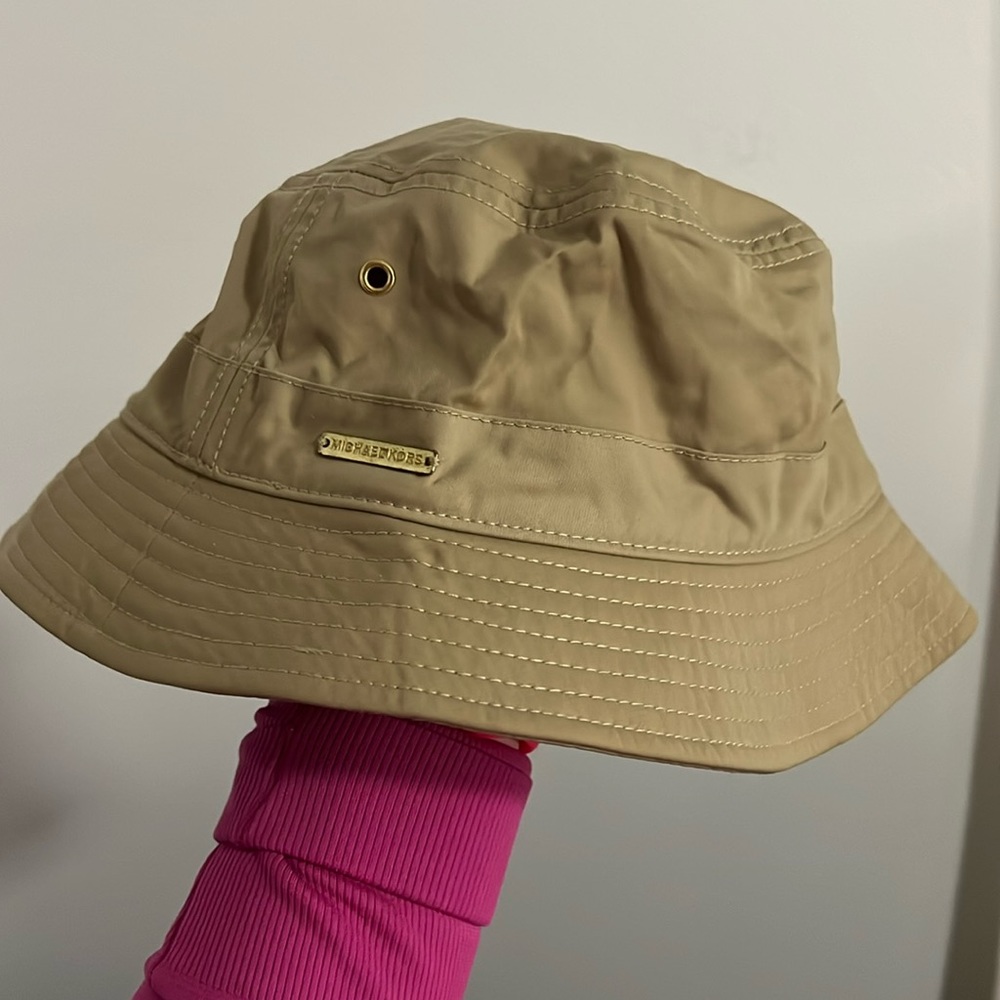 Michael Kors bucket hat